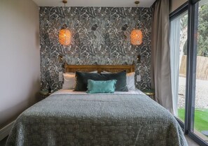 4 chambres, fer et planche à repasser, accès au Wi-Fi (inclus)