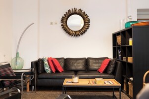 Smart TV 32 pulgadas con canales de televisión digitales, televisión