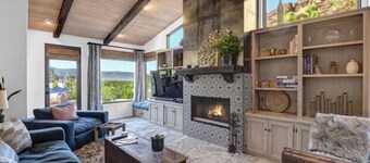 Palm Springs 5BR Oasis-Pool,Spa,Hiking,Private,Pet Friendly,Mountain Views,BBQ