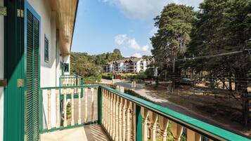 Deluxe kamer, balkon | Beddengoed