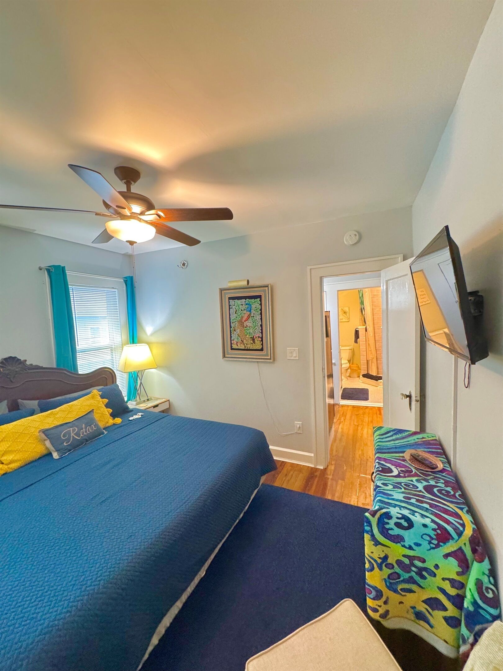 1 chambre, fer et planche à repasser, lit parapluie, Wi-Fi gratuit