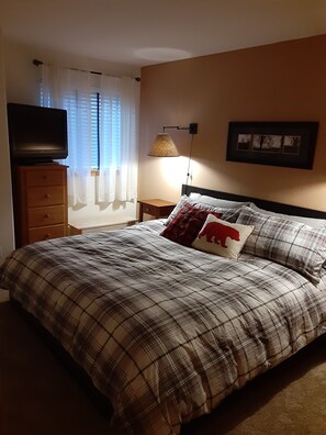 2 Schlafzimmer, Bügeleisen/Bügelbrett, Reisekinderbett, kostenloses WLAN