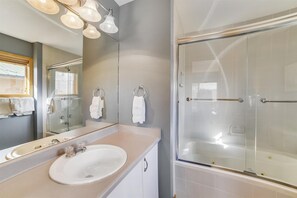 Hair dryer, towels - 2 Bedroom Lagoon Townhome with Awesome Lake Views!! (Frisco)