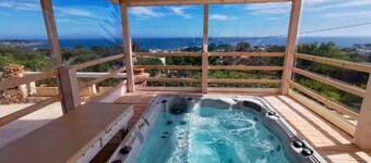 VILLA POESIA BLU swimming pool and Jacuzzi sea view up to 8 seats and 4000 sqm PARK