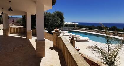 VILLA POESIA BLU swimming pool and Jacuzzi sea view up to 8 seats and 4000 sqm PARK