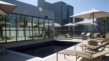 Piscina externa
