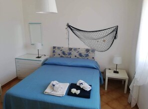 3 Schlafzimmer, Bügeleisen/Bügelbrett, Bettwäsche