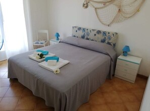 3 Schlafzimmer, Bügeleisen/Bügelbrett, Bettwäsche