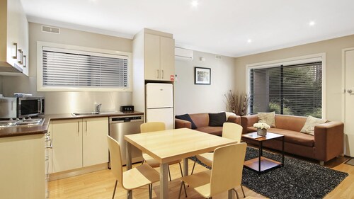 Grevillea Gardens Unit 6