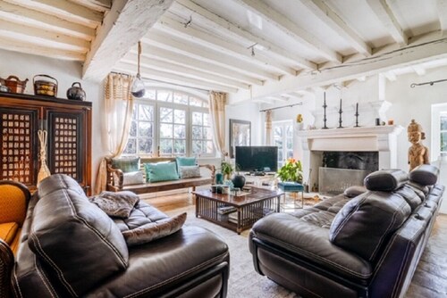 “A discreet retreat, perfect for refined holidays in complete privacy.”