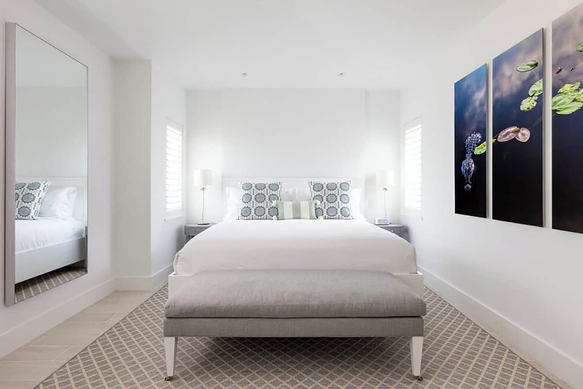 4 bedrooms, premium bedding, pillowtop beds, in-room safe