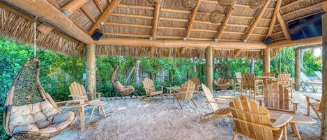 Bar (in der Unterkunft)