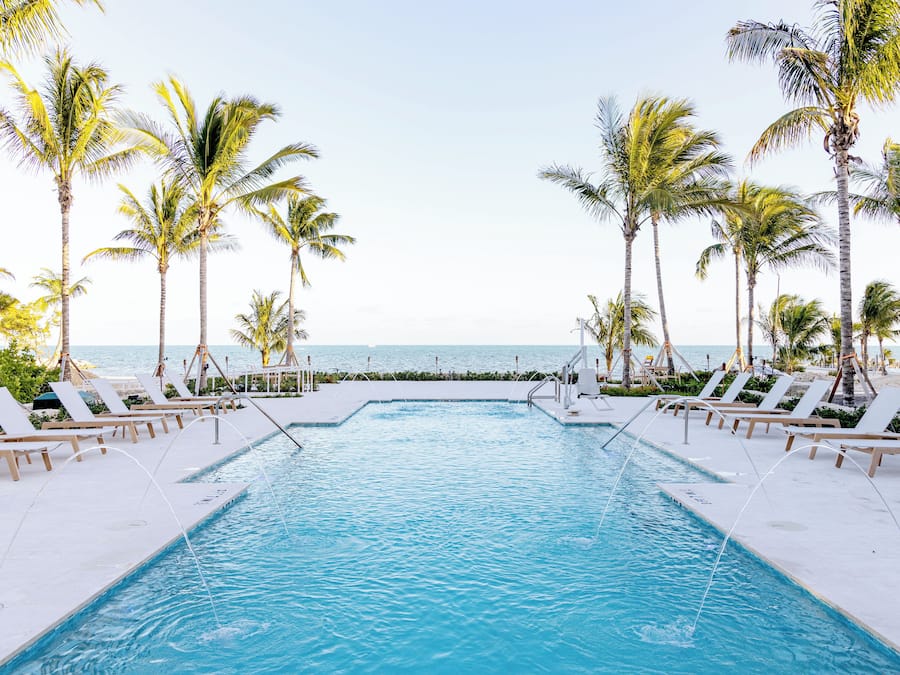 2 outdoor pools, open 8:00 AM to 6:00 PM, sun loungers