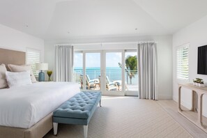 Premium bedding, pillowtop beds, in-room safe, blackout drapes - The Islands of Islamorada (Islamorada)