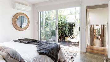 4 Schlafzimmer, BĂŒgeleisen/BĂŒgelbrett, Internetzugang, BettwĂ€sche