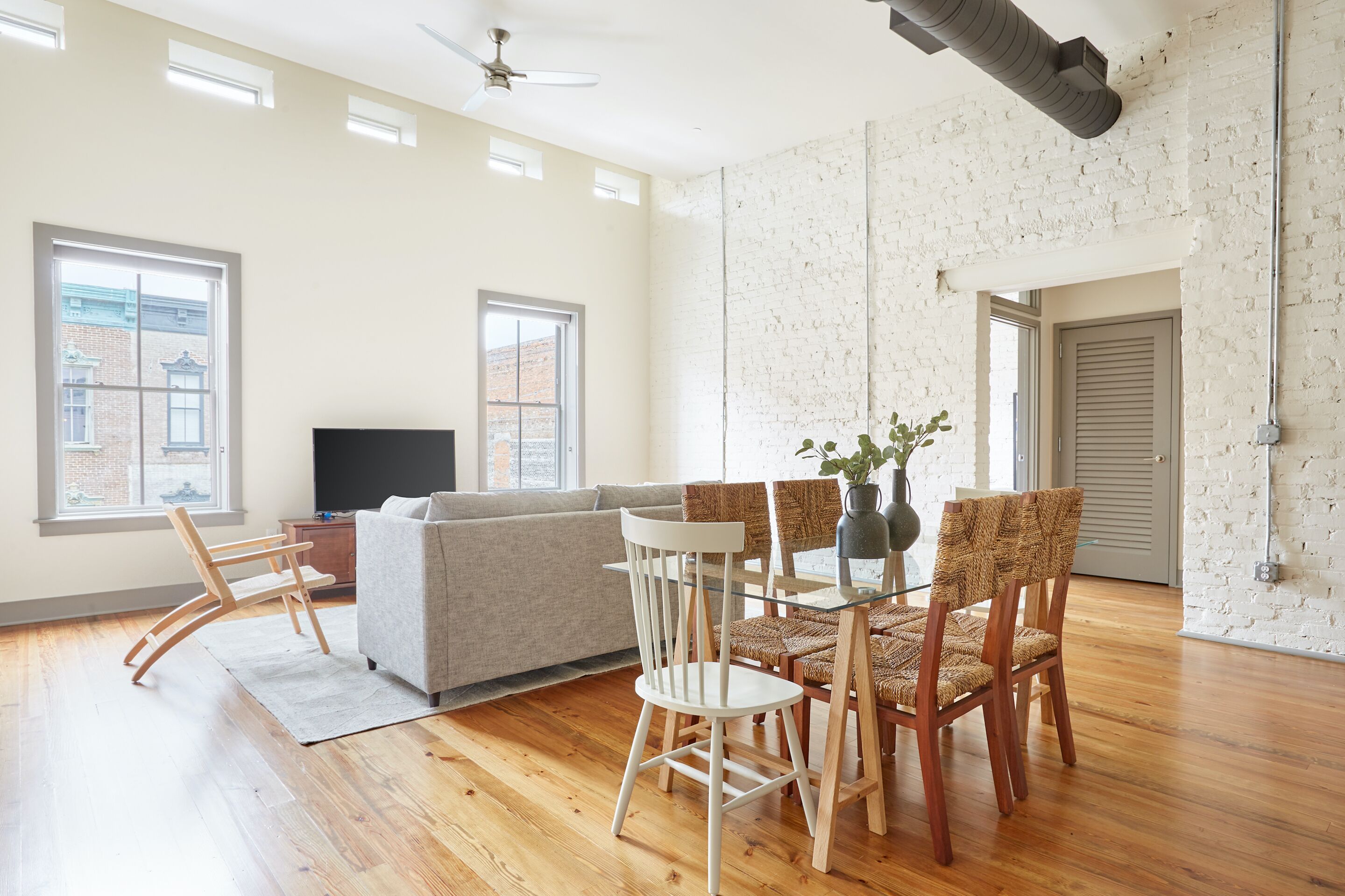 Photo - Sonder Ellis Square