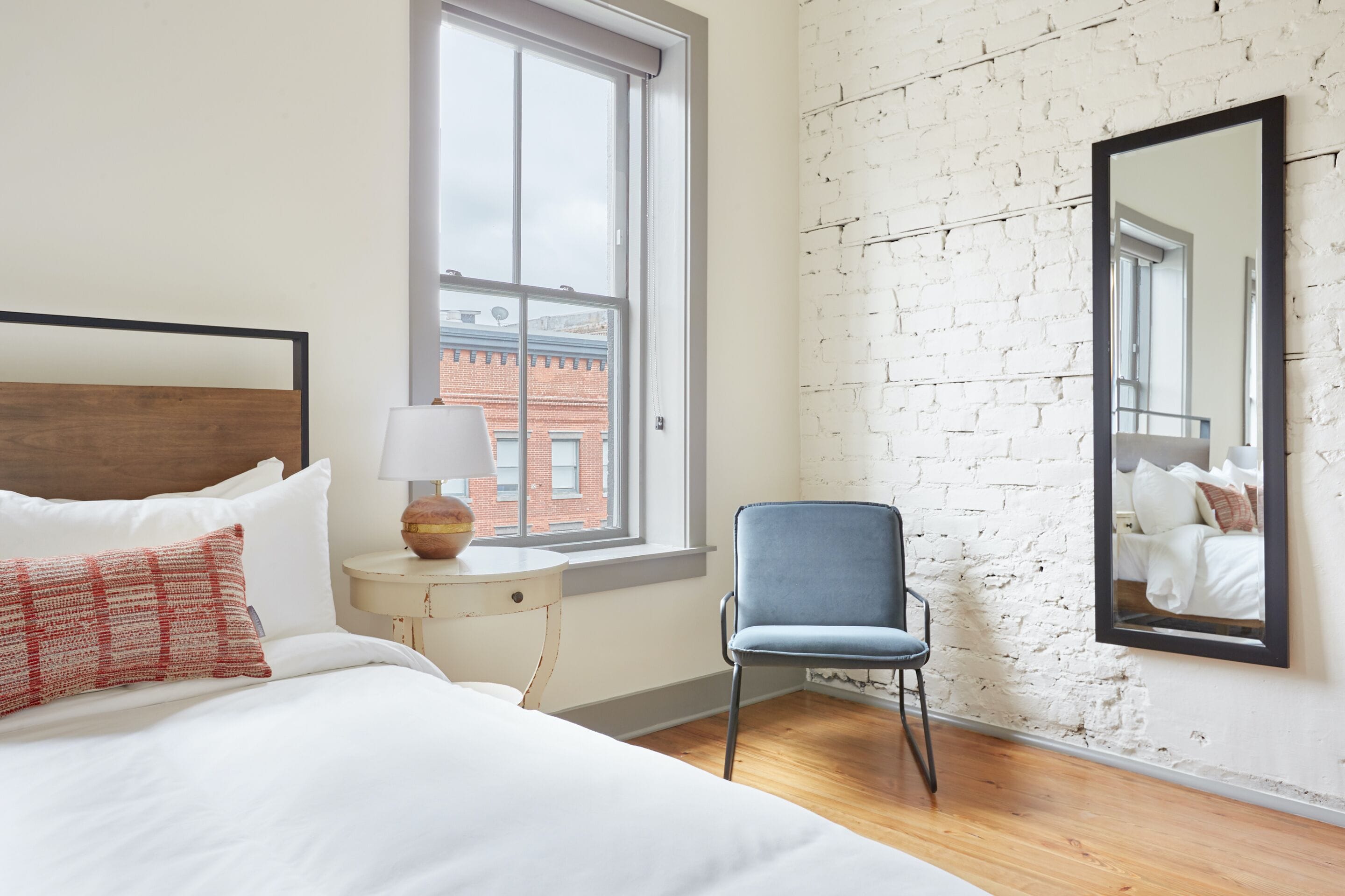 Photo - Sonder Ellis Square