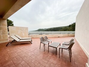 Premium-Suite, 2 Schlafzimmer, Meerblick (Terrace) | Ausblick vom Zimmer