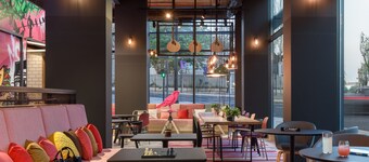 Moxy Lisbon City