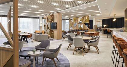 Courtyard by Marriott London City Airport