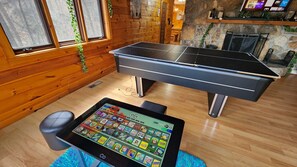 Spielezimmer