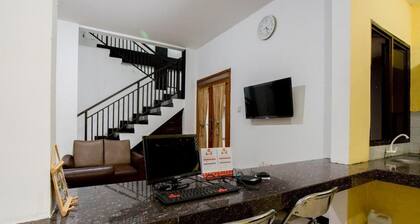 OYO 3029 Diamond Cisitu Residence Syariah