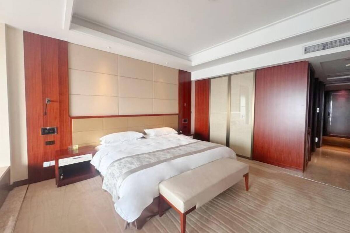 Cots/infant beds