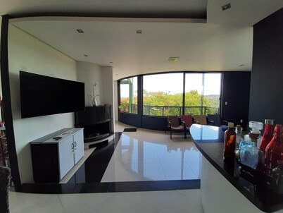 Leisure and home office.  Cozy and safe space!