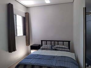 2 dormitorios, escritorio, wifi gratis y ropa de cama