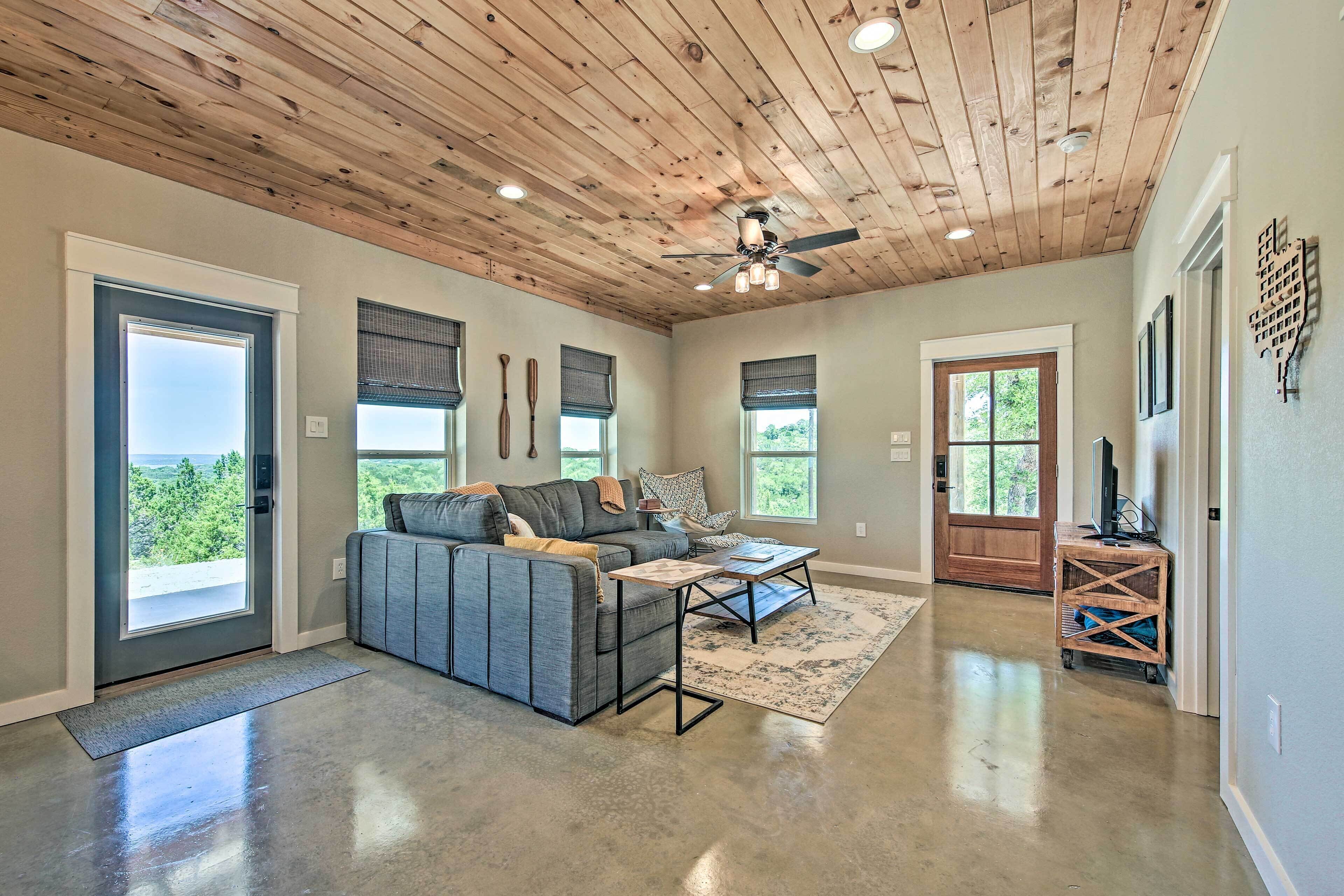 12 Charming Texas Hill Country Cabins From Fredericksburg To New