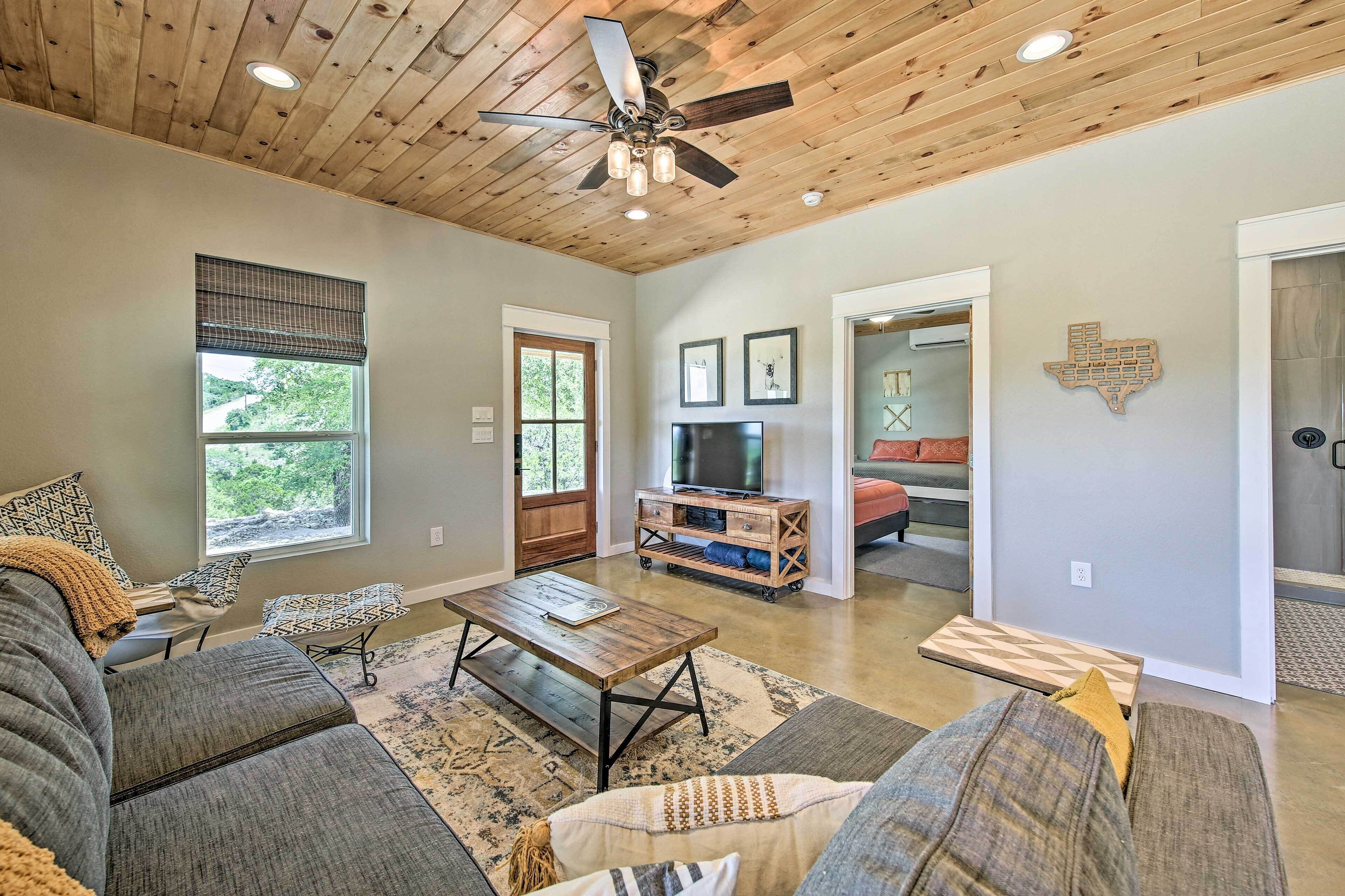 12 Charming Texas Hill Country Cabins From Fredericksburg To New