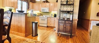 Mountain walk-in level condo!