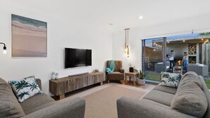 Smart-TV, DVD-Player
