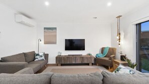 Smart-TV, DVD-Player