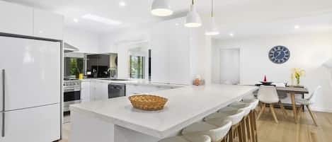 Fridge, microwave, oven, dishwasher