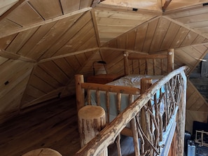 4 bedrooms, WiFi, bed sheets