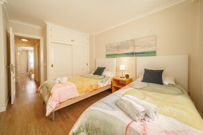 3 bedrooms, Internet