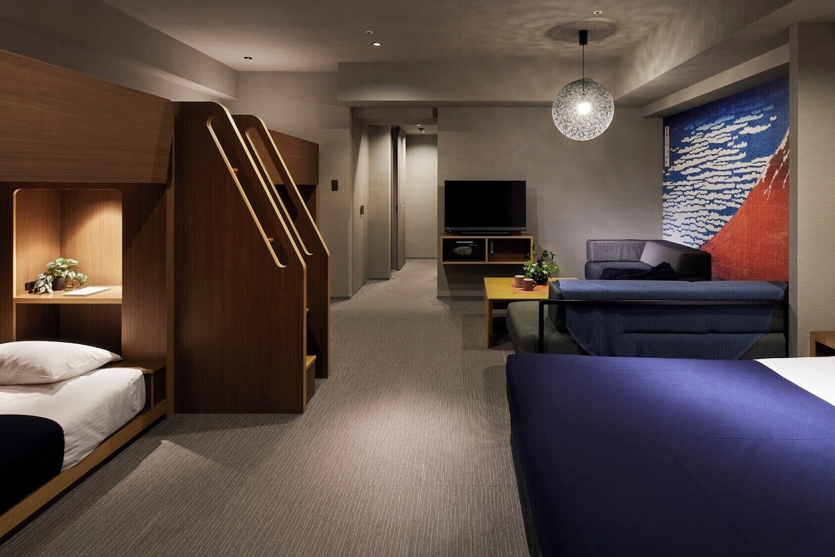 In-room safe, blackout drapes, bed sheets