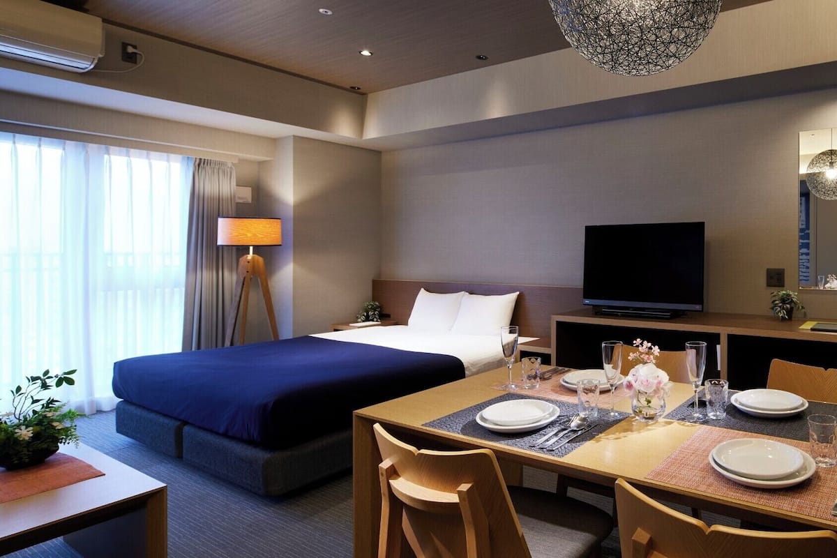 In-room safe, blackout drapes, bed sheets