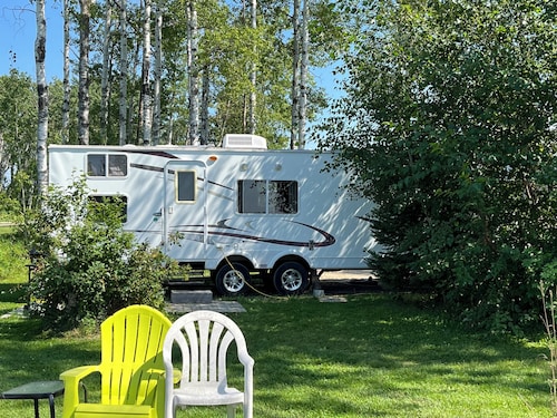 Eagle- Camper at Sunset Bay 