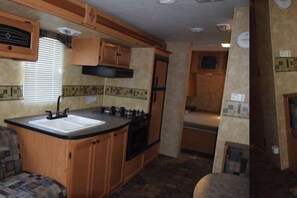 2 bedrooms, bed sheets