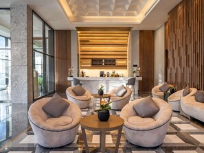 14 bars/lounges, 2 poolside bars, beach bar - Rixos Premium Magawish Suites and Villas (Hurghada)
