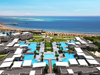 Rixos Premium Magawish Suites and Villas