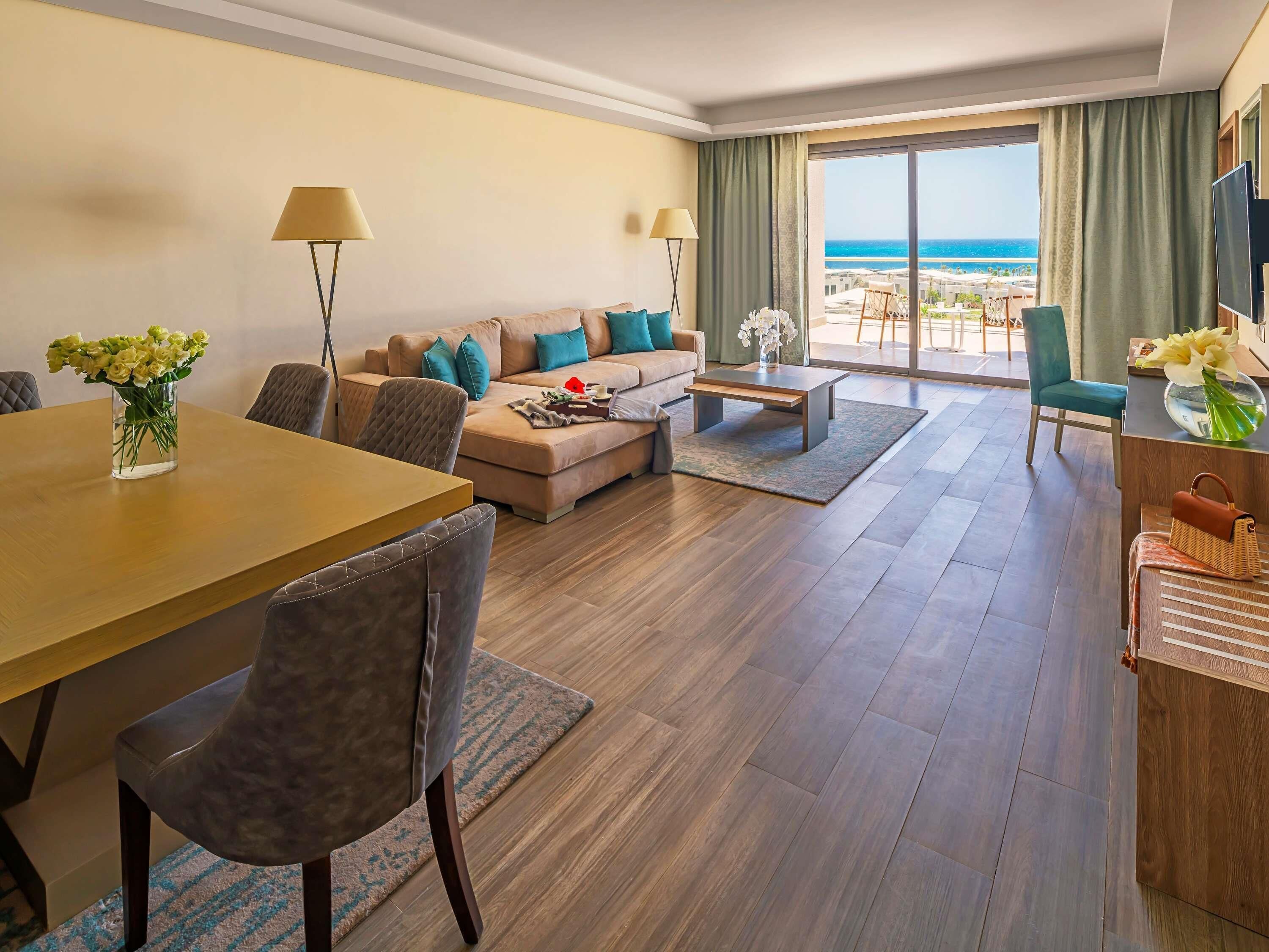 1 bedroom, free minibar, in-room safe, desk