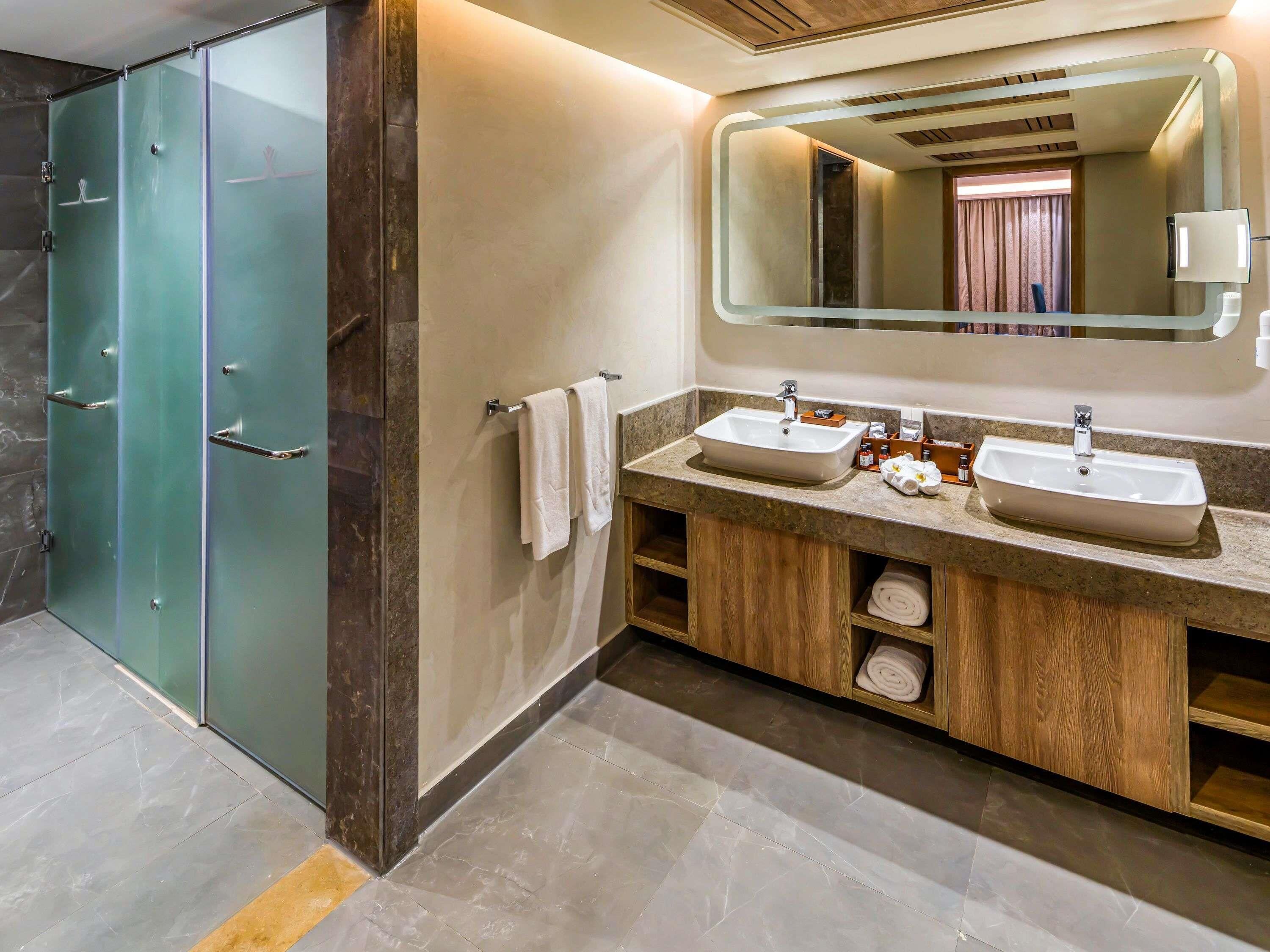 1 bedroom, free minibar, in-room safe, desk