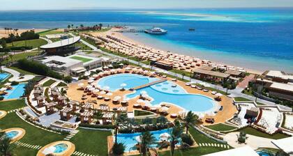 Rixos Premium Magawish Suites and Villas