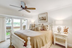 3 slaapkamers, een bureau, een strijkplank/strijkijzer, gratis wifi