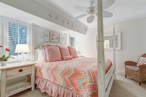 3 bedrooms, desk, iron/ironing board, free WiFi