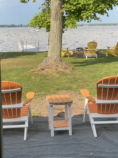 Newly updated Lakefront Houghton Lake home - close to popular sandbar.