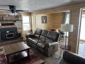 Smart TV, fireplace, DVD player